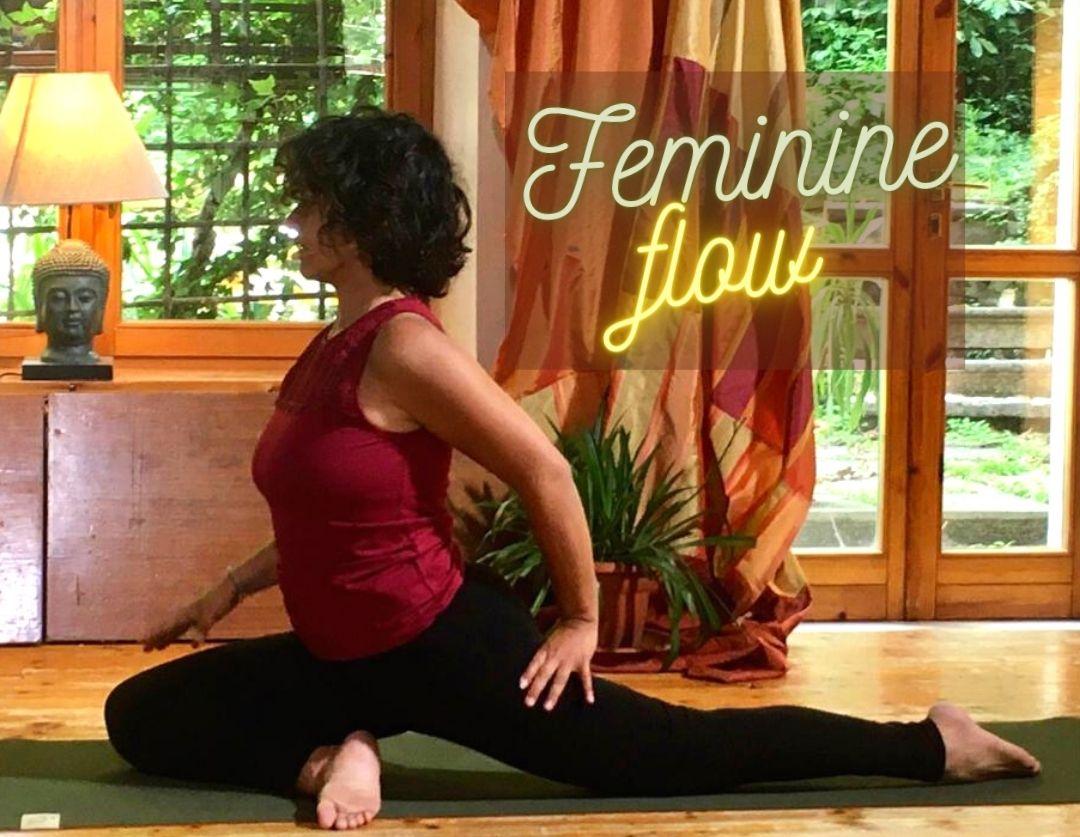 Yoga al femminile per riscoprire il piacere